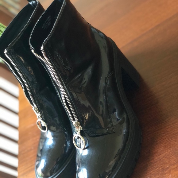 🌻Leather Booties with ring pull zipper🌻 - Picture 5 of 6